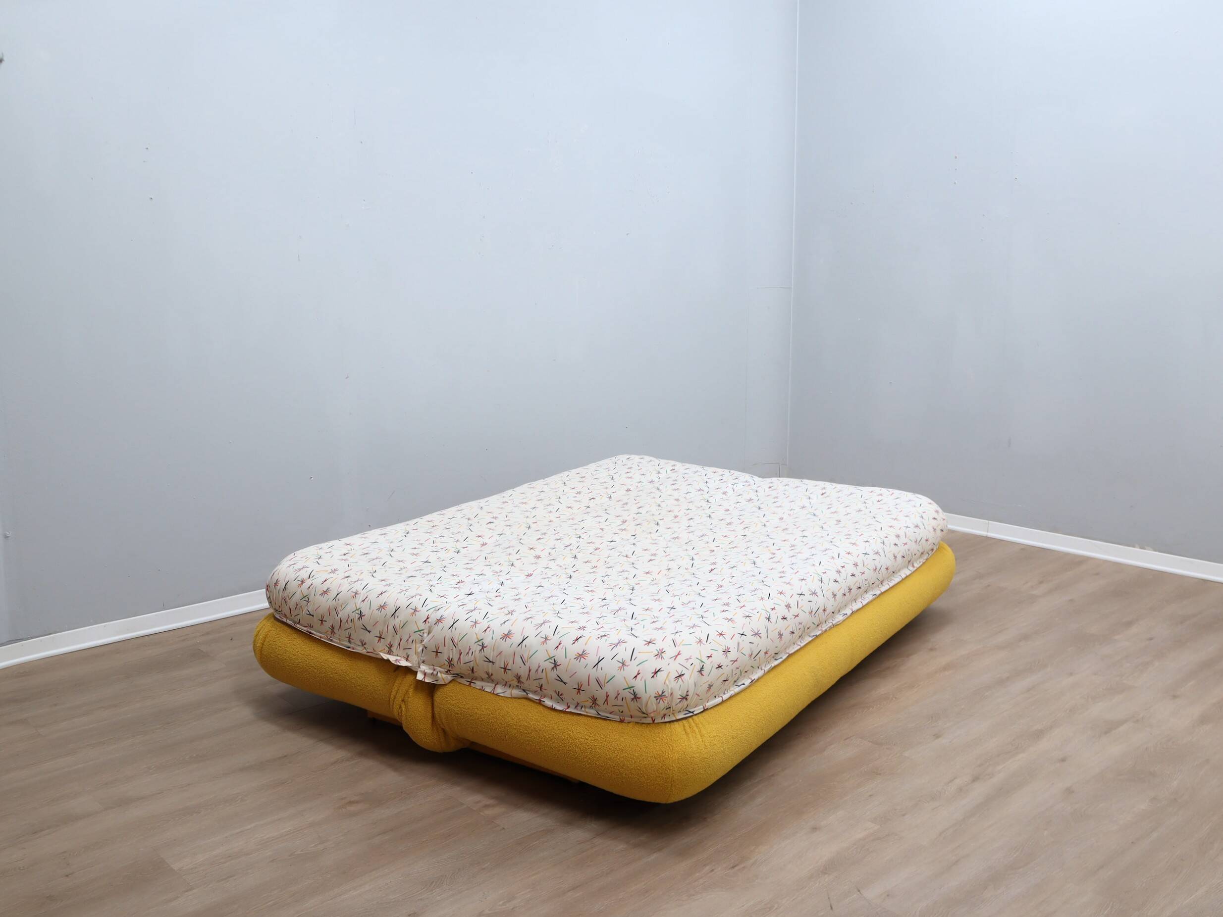 Dr. Jekyll & Mr. Hyde modular sofa Bed by Poltrona Frau 1980s