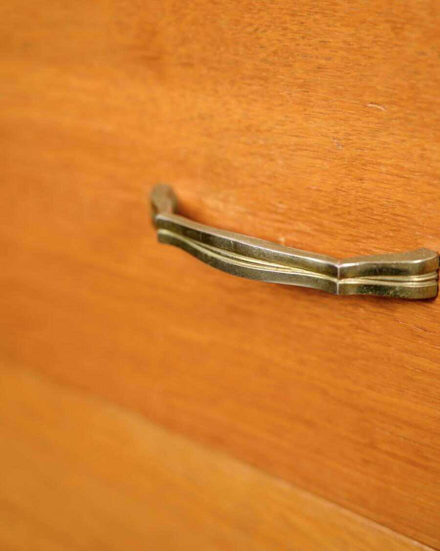 Vintage chest of drawers with 4 drawers