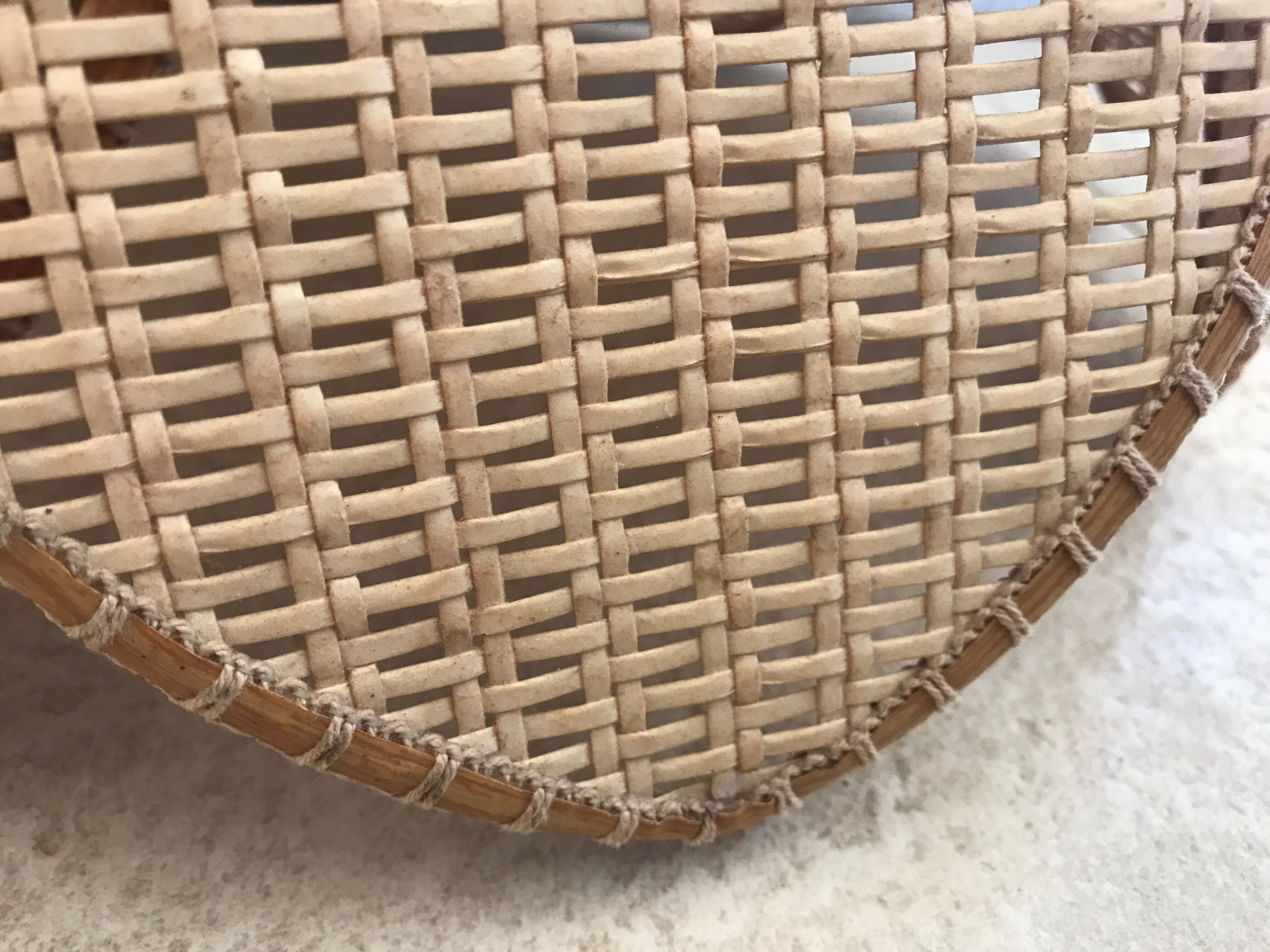 Suspension flower in rattan canning 1970