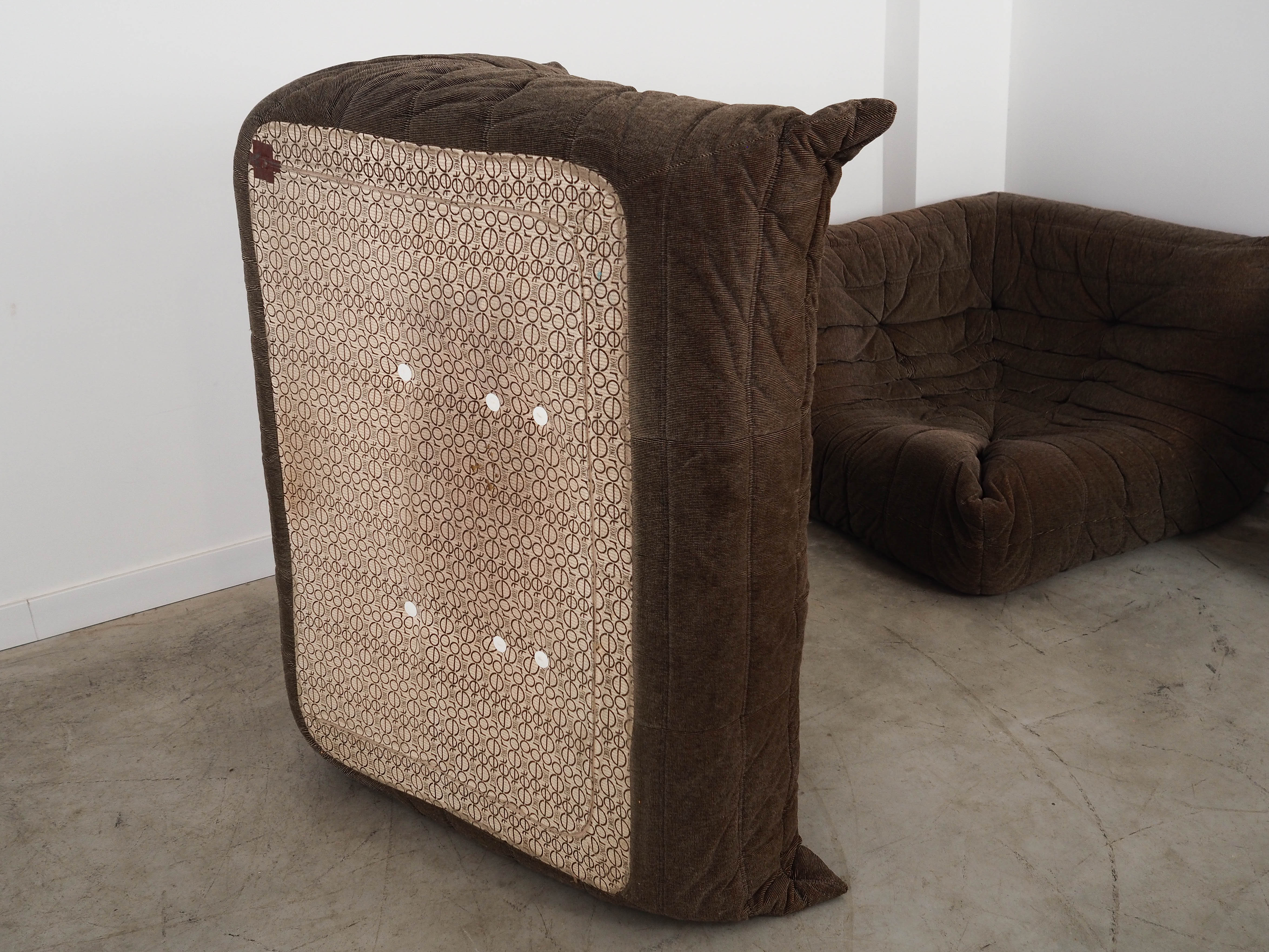 Canapé Togo 2 places par Michel Ducaroy pour Ligne Roset, France années 1970