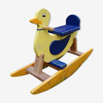 Canard a bascule