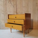 Small vintage chest of drawers
