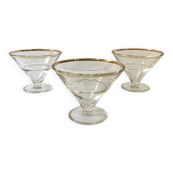 Trio de coupes à dessert en verre à liseré doré, La Rochère, France