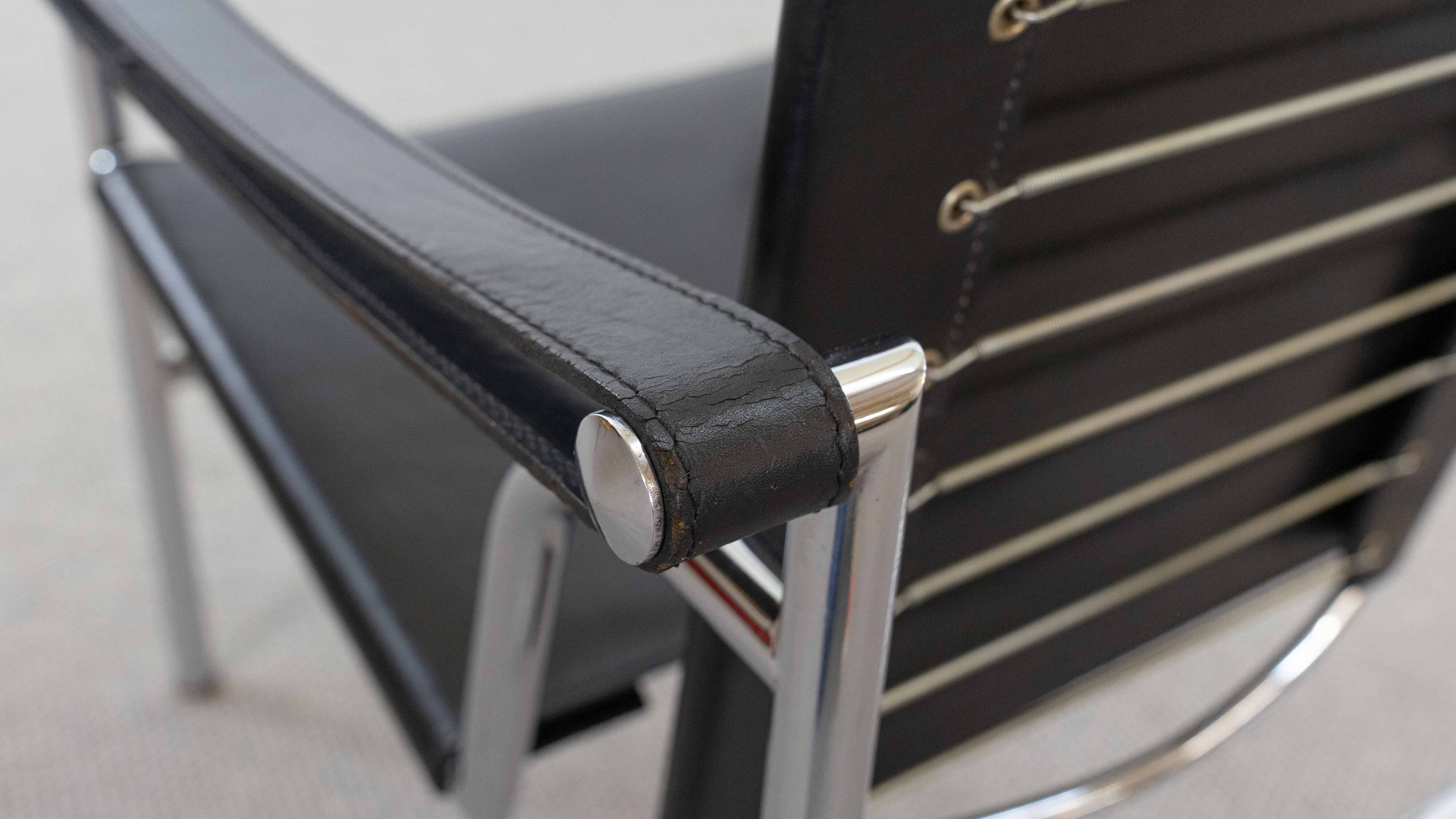 CASSINA LC1 ARMCHAIR BY LE CORBUSIER