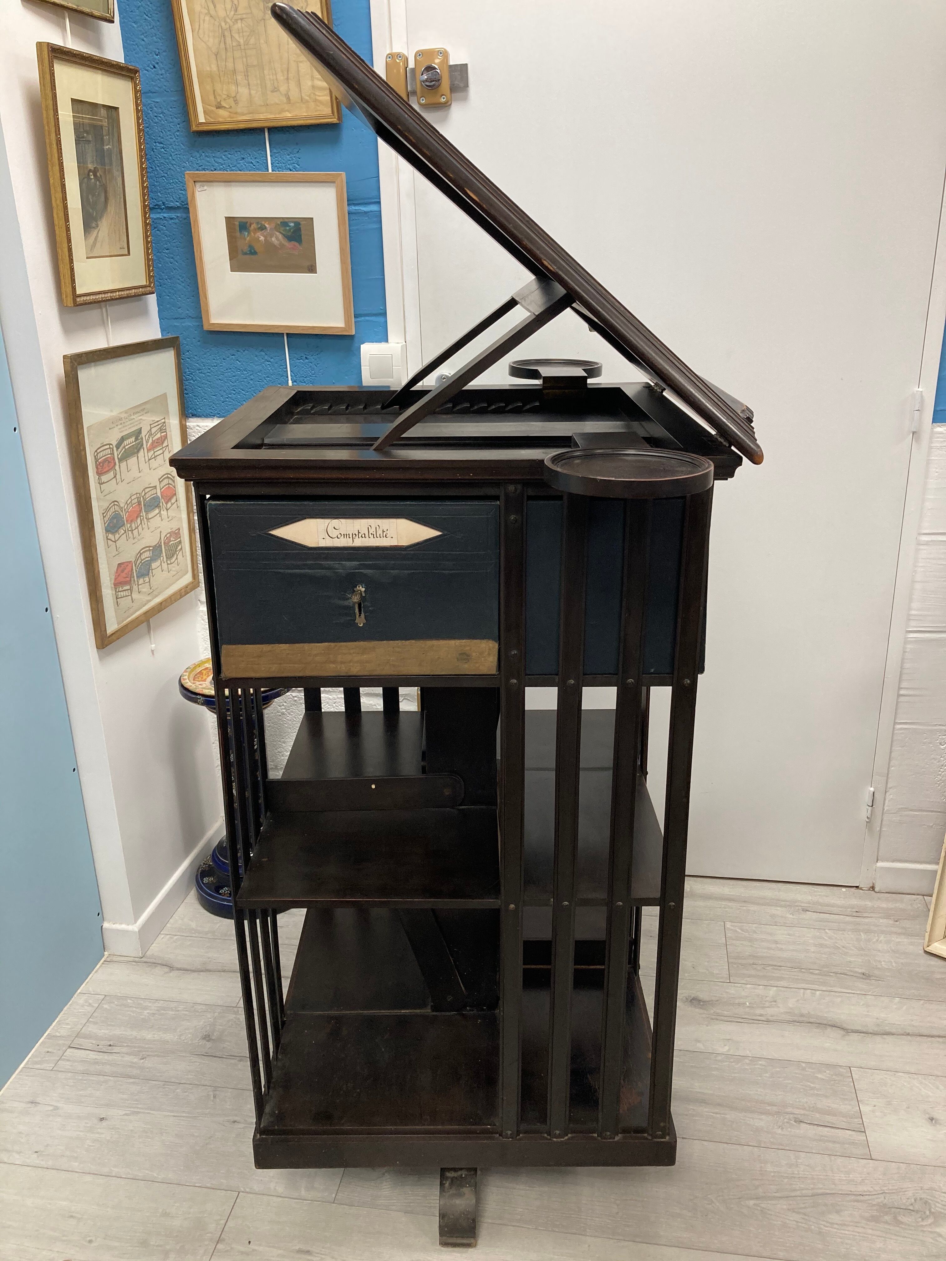 Terquem Revolving Library