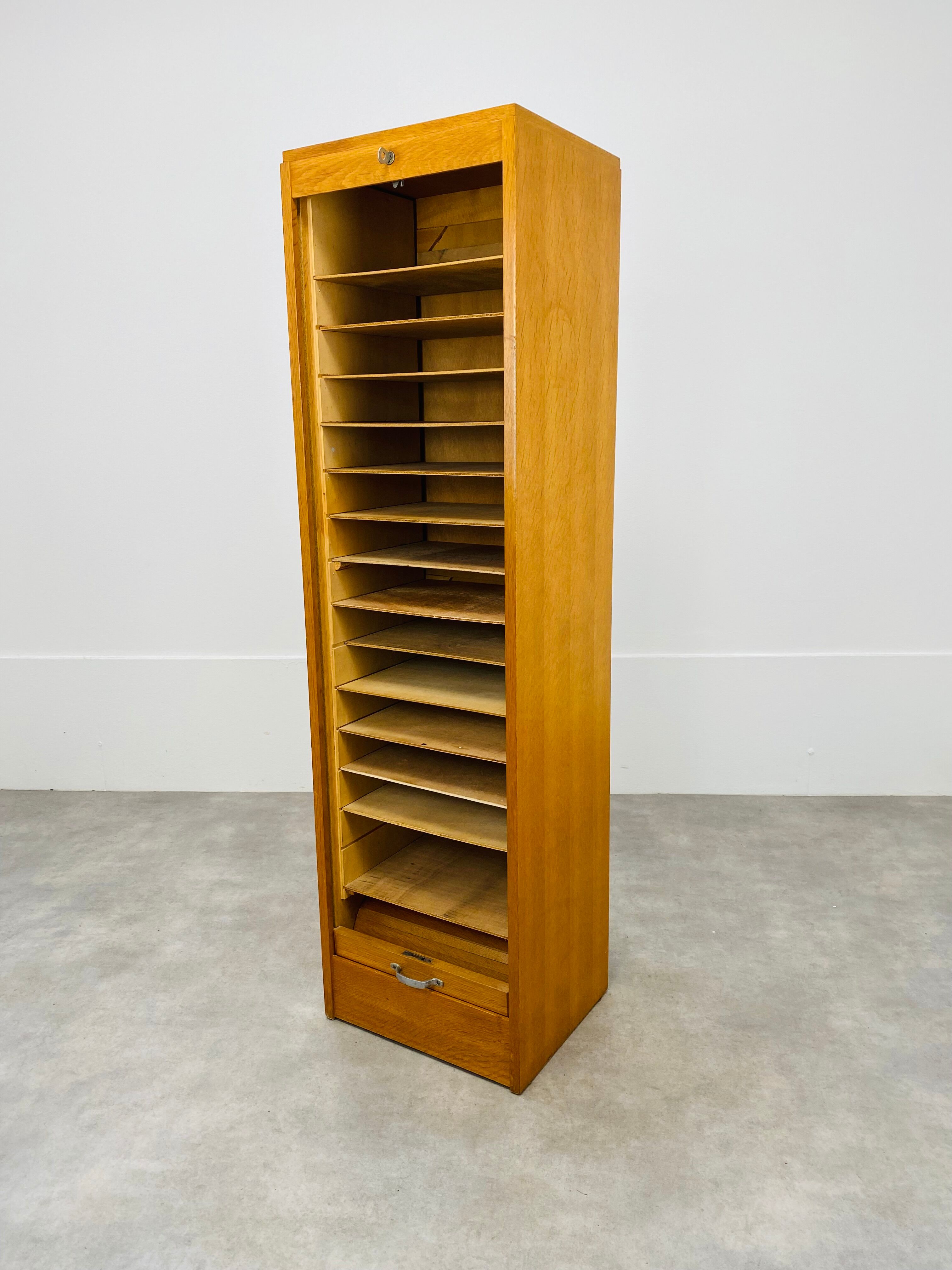 Column cabinet curtain binder, trade