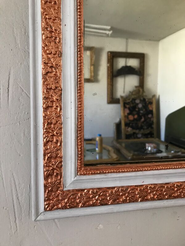 Miroir Louis-Philippe doré à la feuille, 37 x 31 cm
