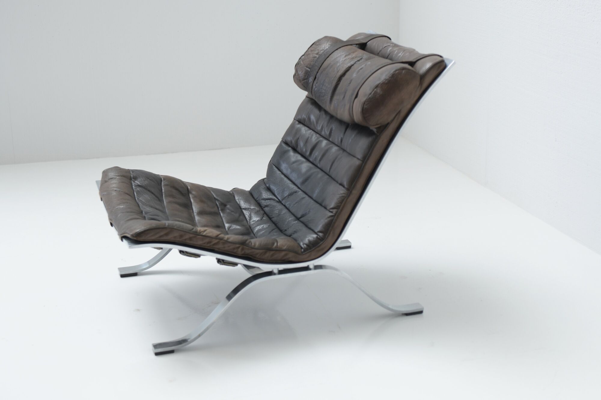 ARI Leather Lounge Chair, by Arne Norell for Möbel AB