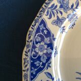 Gien greenware dish by Delft motif