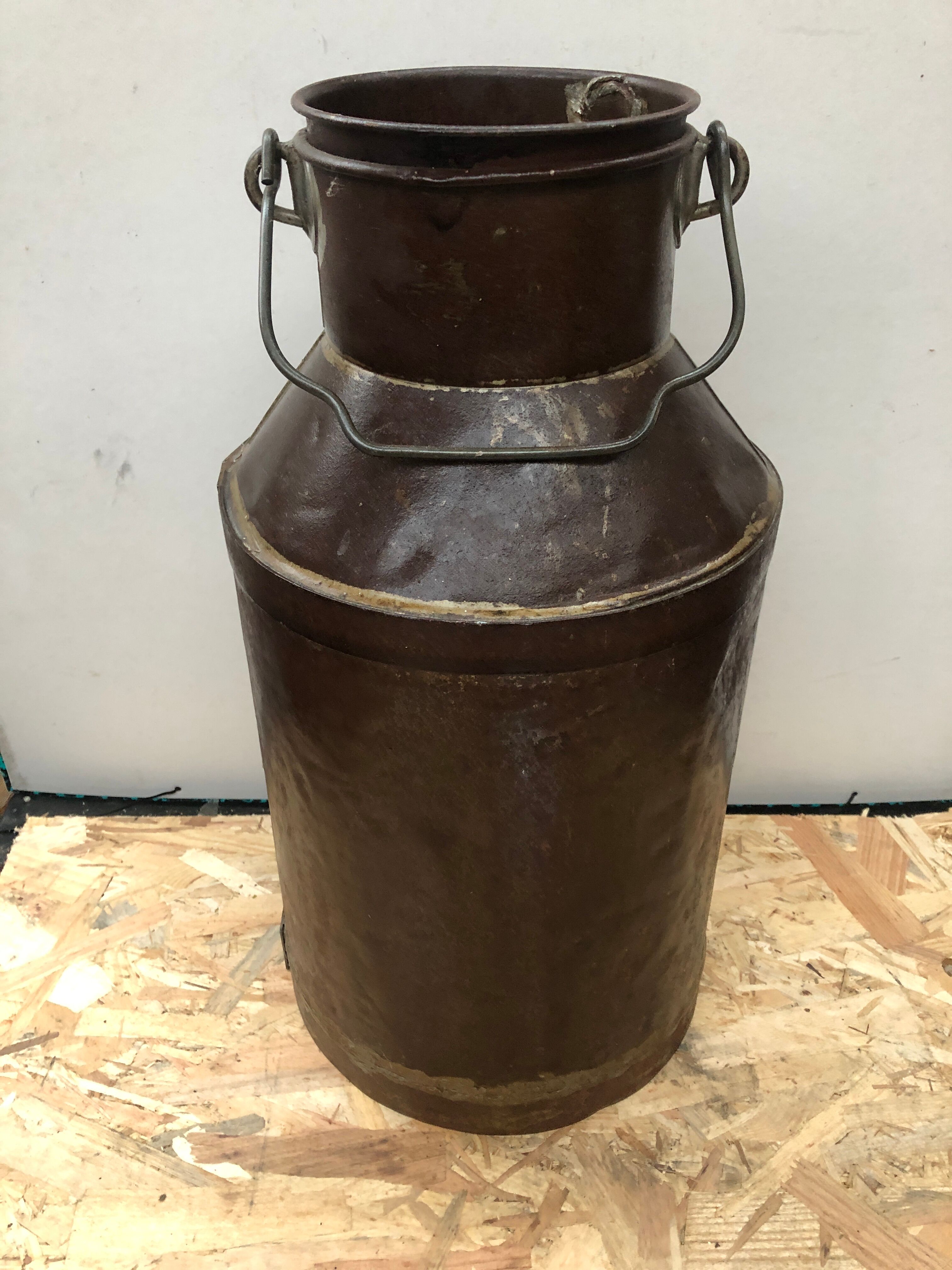 Old milk pot + metal lid vintage decoration