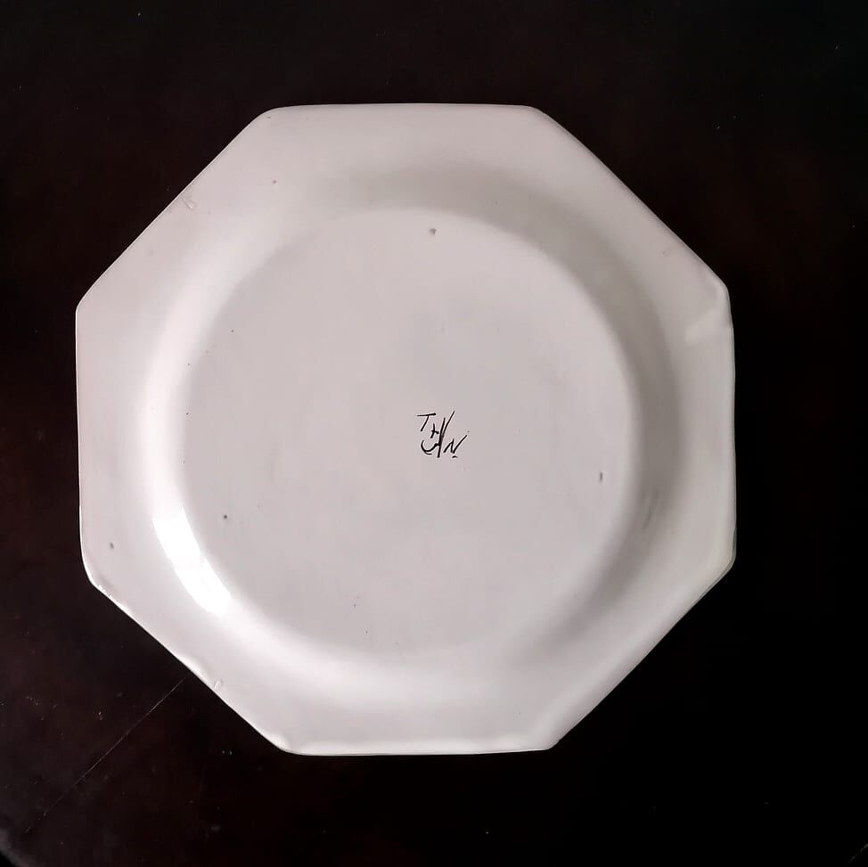 Octagonal plate faience Moustiers