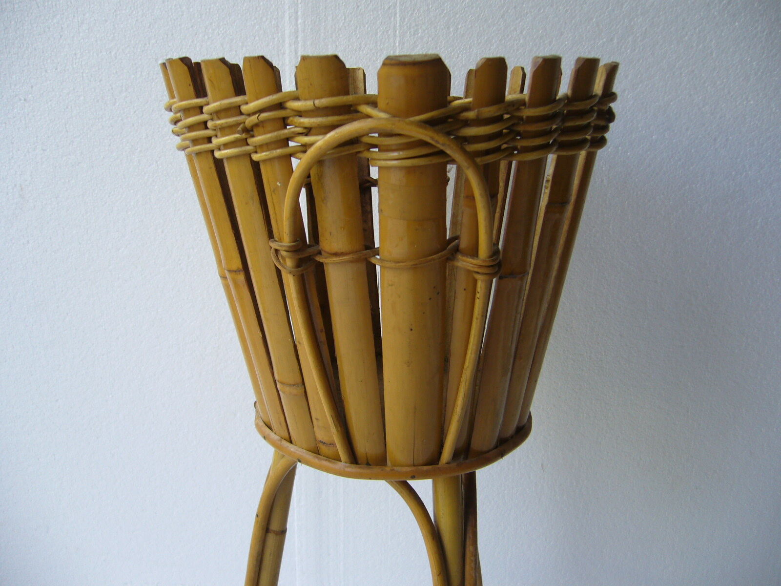 Pot door in rattan and vintage bamboo