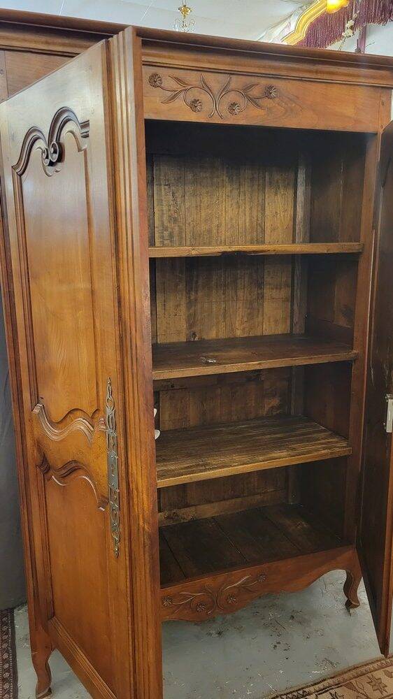 Petite armoire Louis XV
