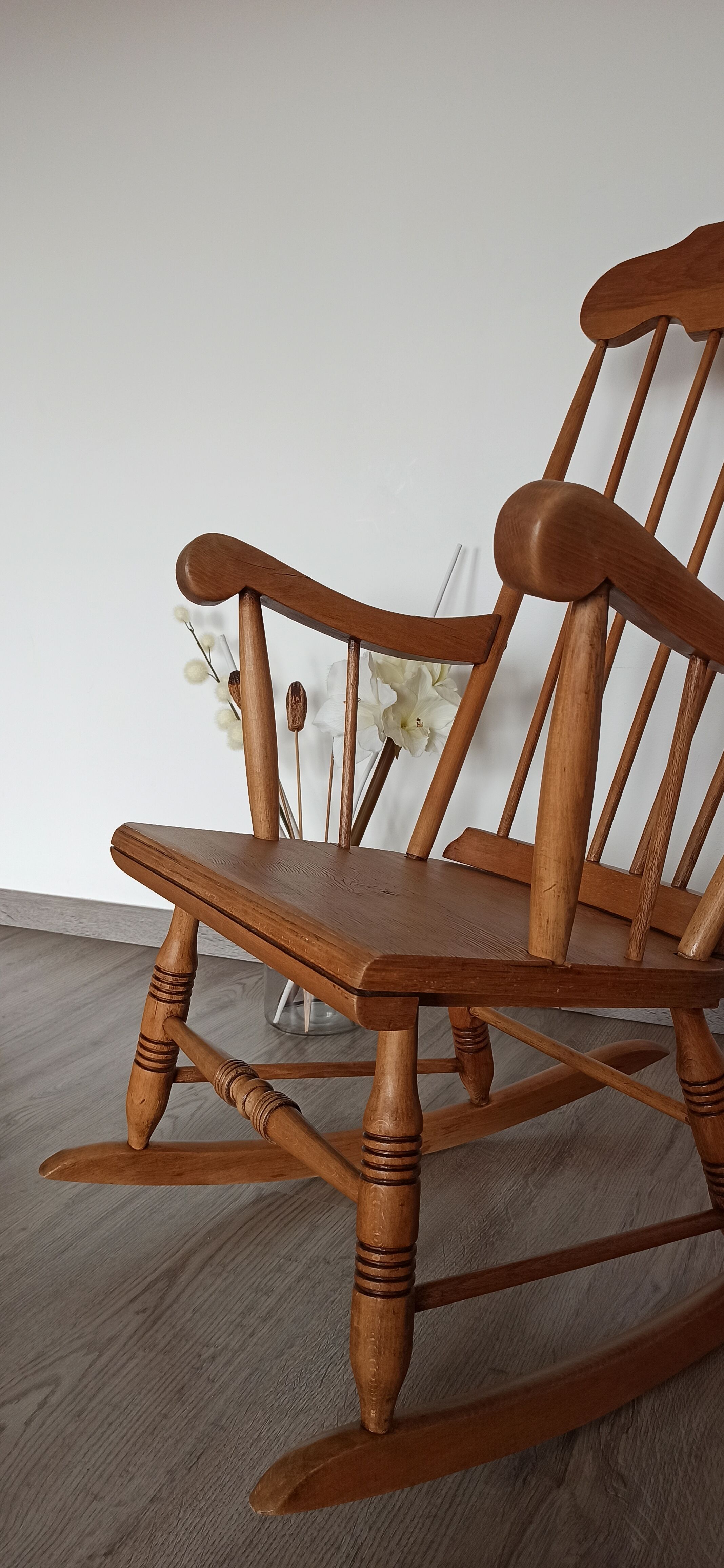Vintage rocking chair