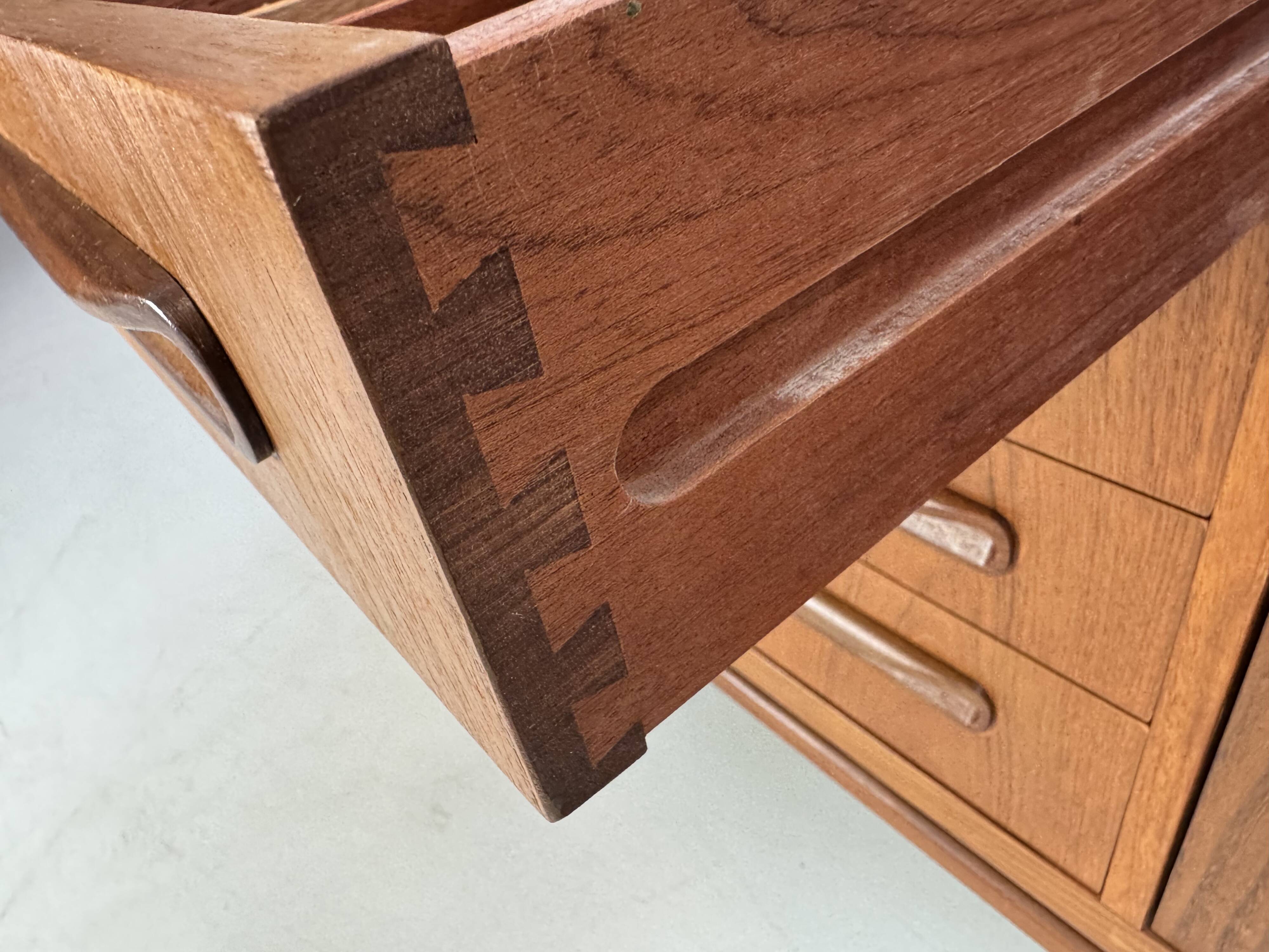 Vintage "Fresco" dressoir van G-Plan