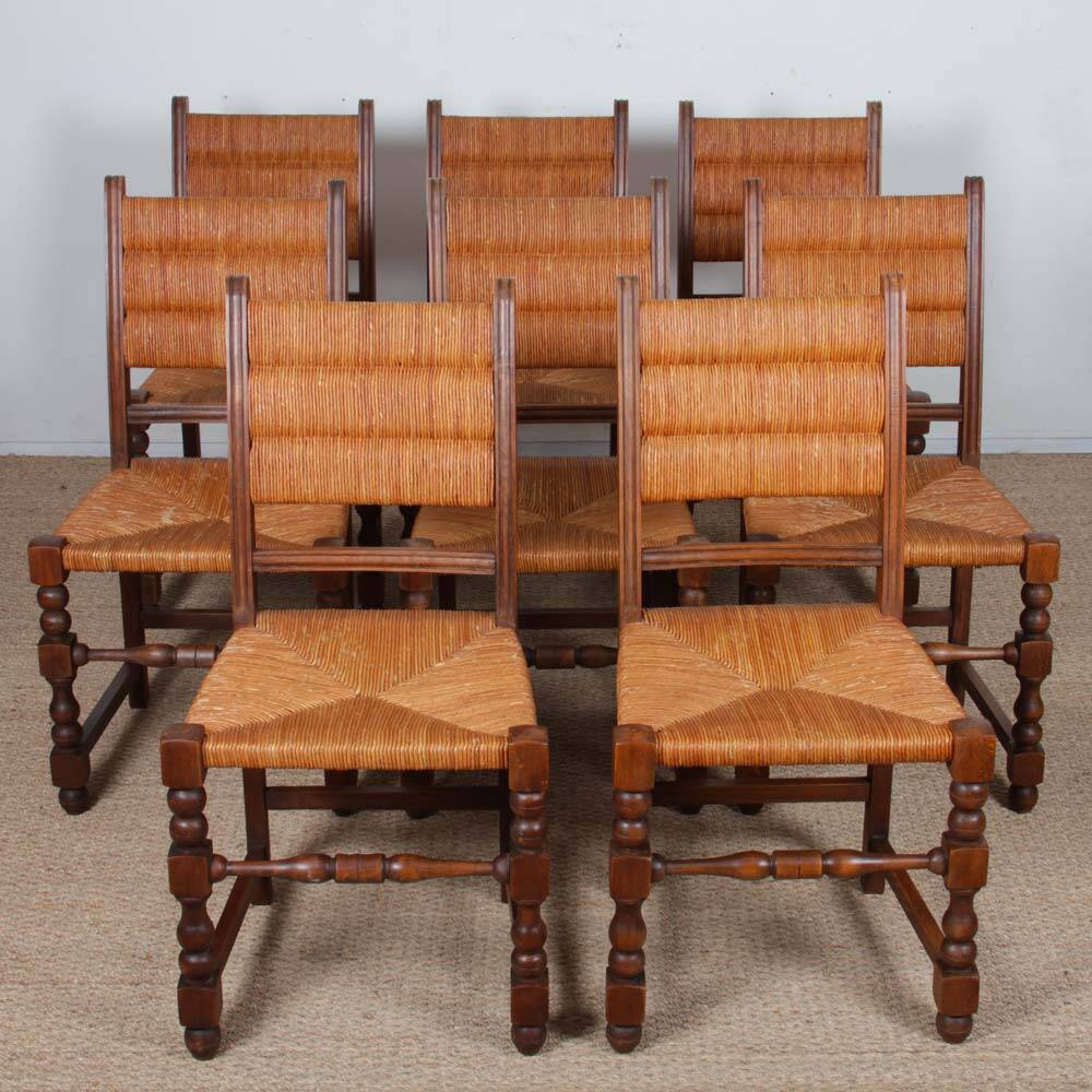 Ensemble de 8 chaises paillées en bois massif, 1940