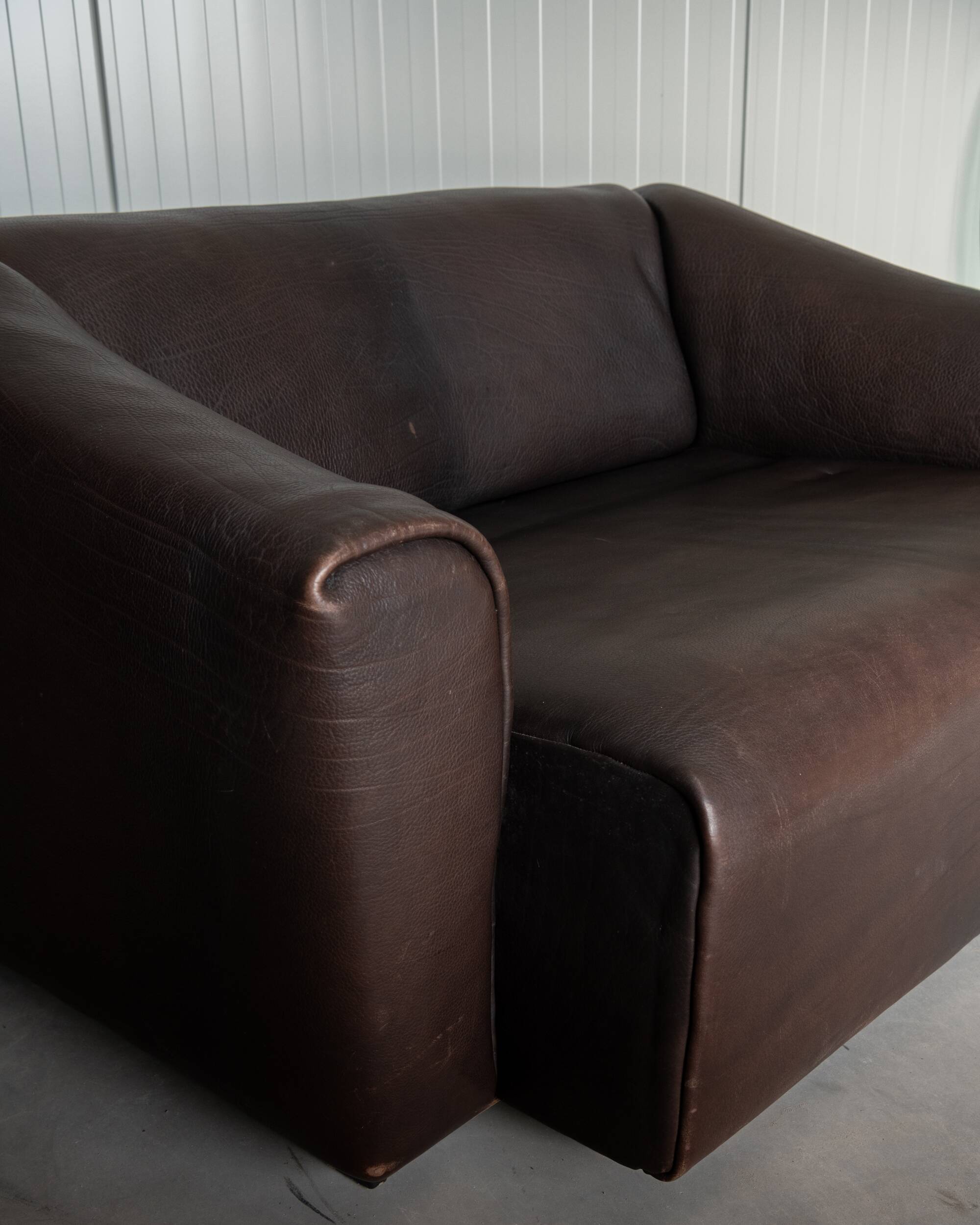 Vintage DS-47 Two-Seater Sofa by De Sede, Neck Leather Extendable Seat 1970