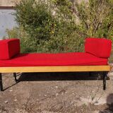 Vintage stretch scandinavian daybed