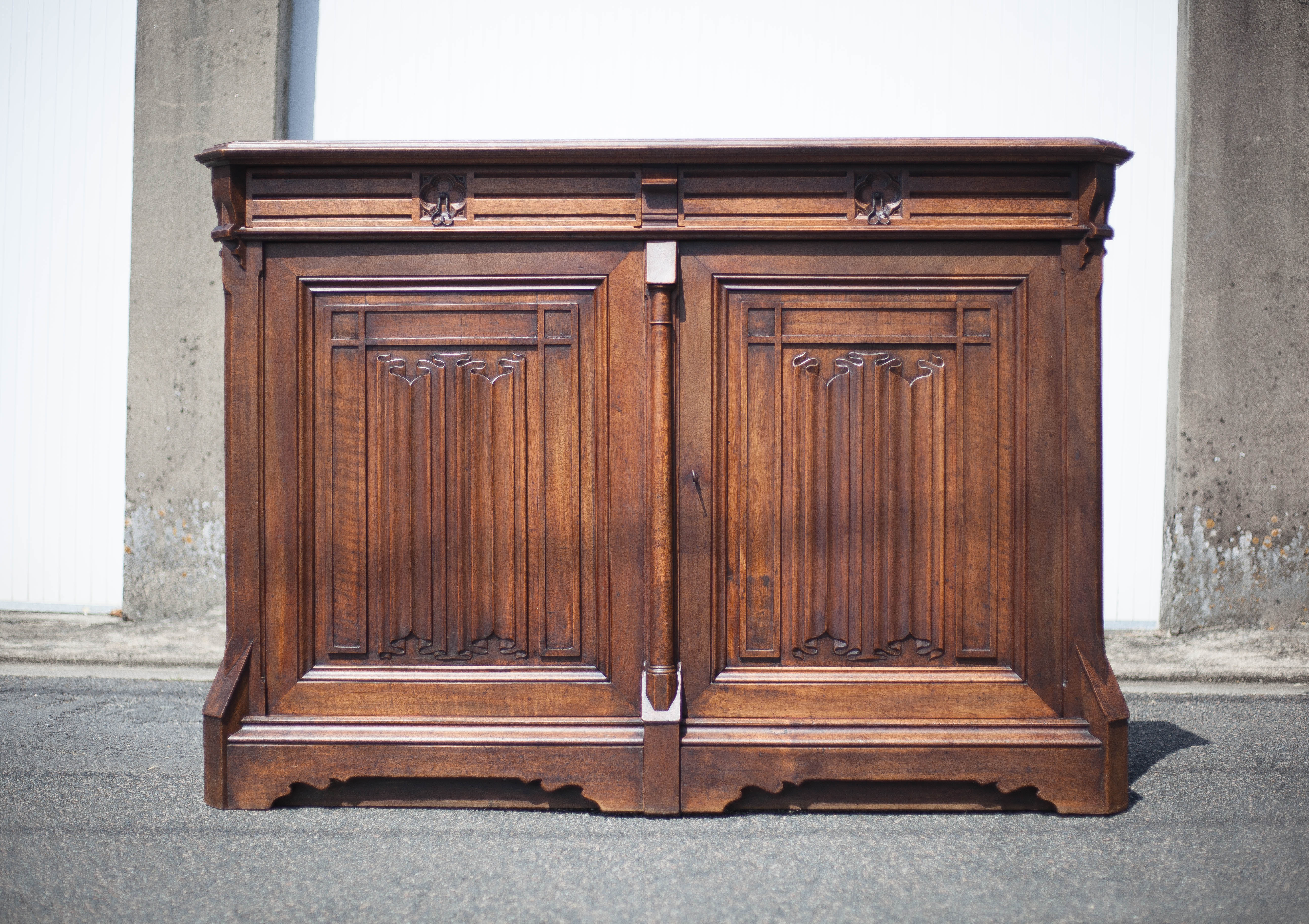 Wooden cabinet