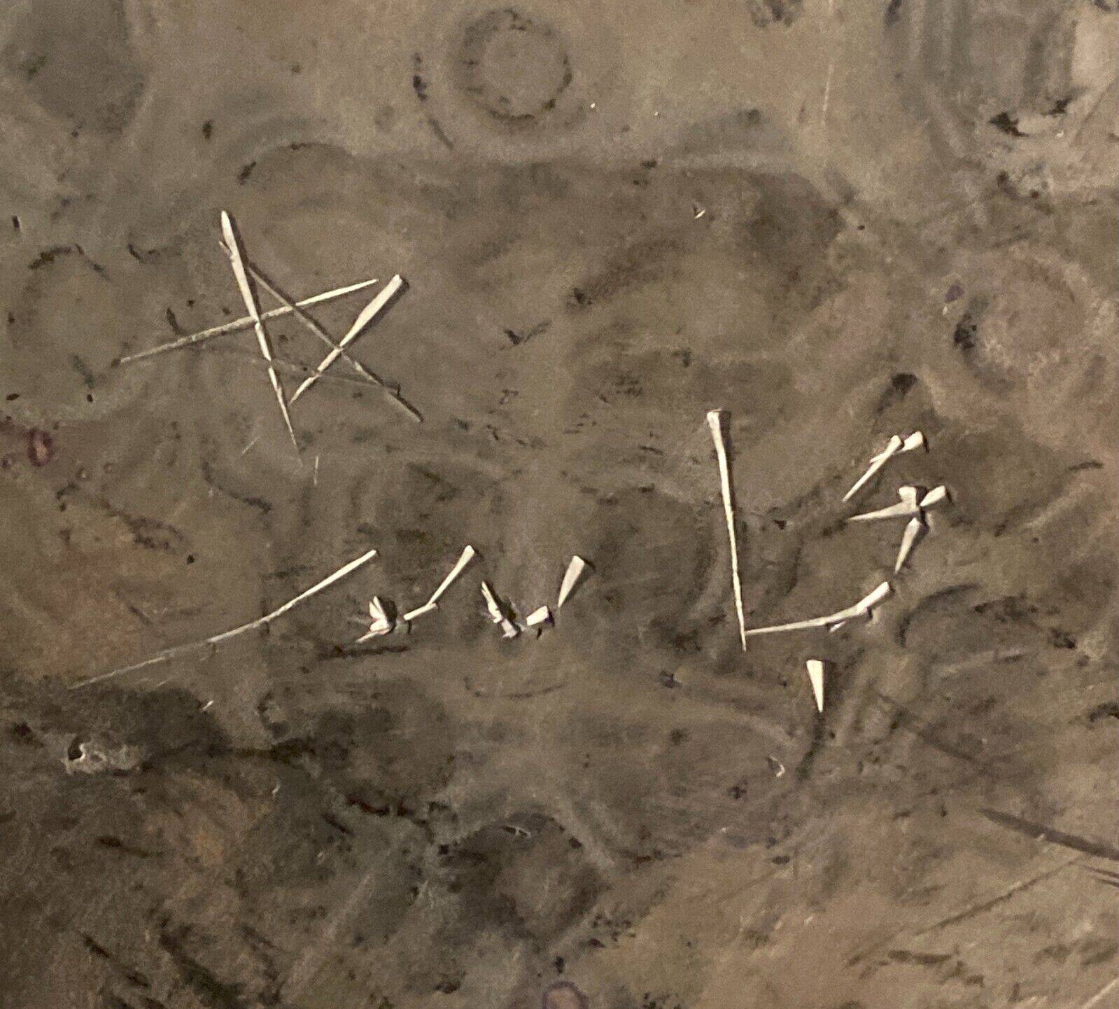 Oriental tea tray in copper or brass richly decorated 20th century