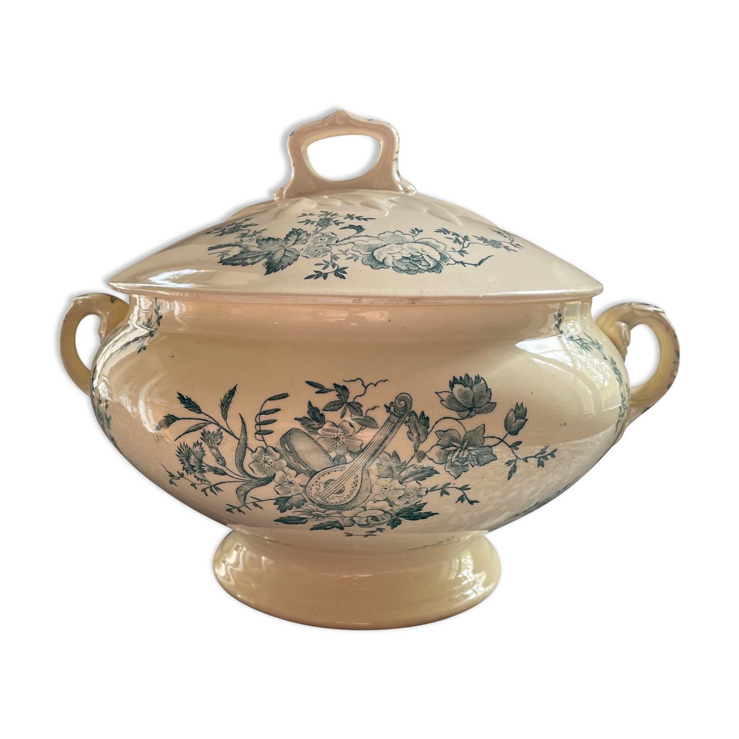 Longchamp Iron Earth Soup Tureen