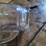 Pichet en verre gravé, décor feuillage, années 50