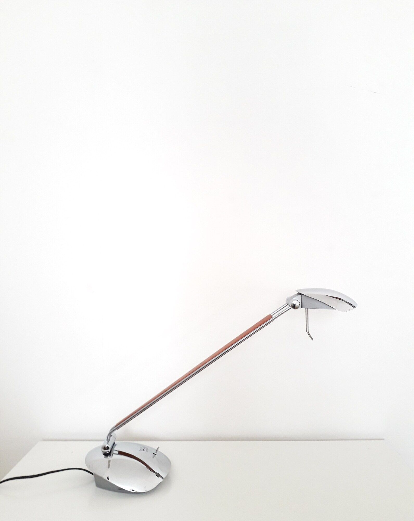 Desk lamp - incm , elea- contemporary design - chrome metal & wood - 1990