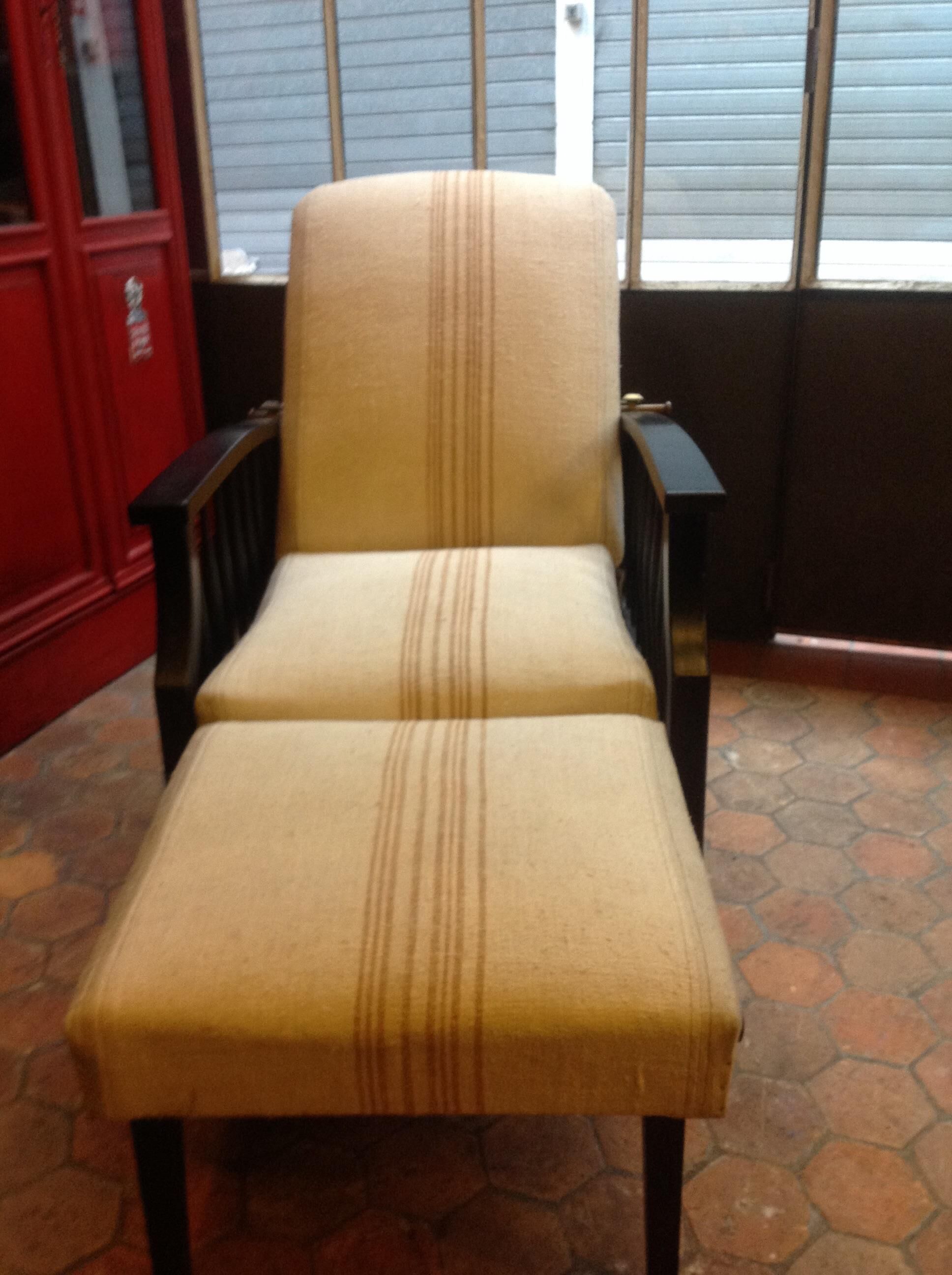 Colonial years 30-40 style Morris Chair