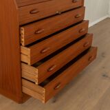 1980s bureau, Dyrlund