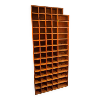 Casier bois d’atelier, en sapin, années 60-70.