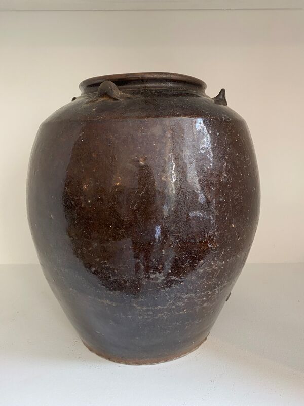 Jarre chinoise en grès vernissé noir