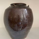 Chinese jar in black glazed stoneware