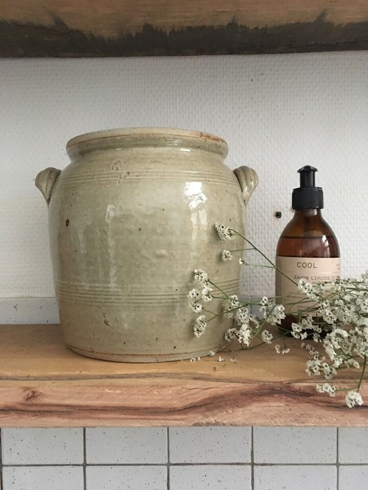 Vintage sandstone pot