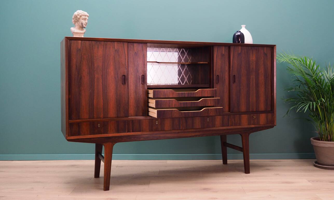 Enfilade en palissandre, design danois, années 1970, production : Danemark