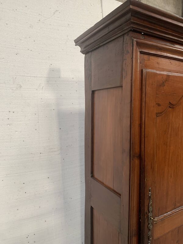 Bonnetière de style Louis Philippe en merisier massif XIX siècle