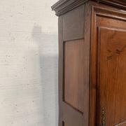 Bonnetière de style Louis Philippe en merisier massif XIX siècle