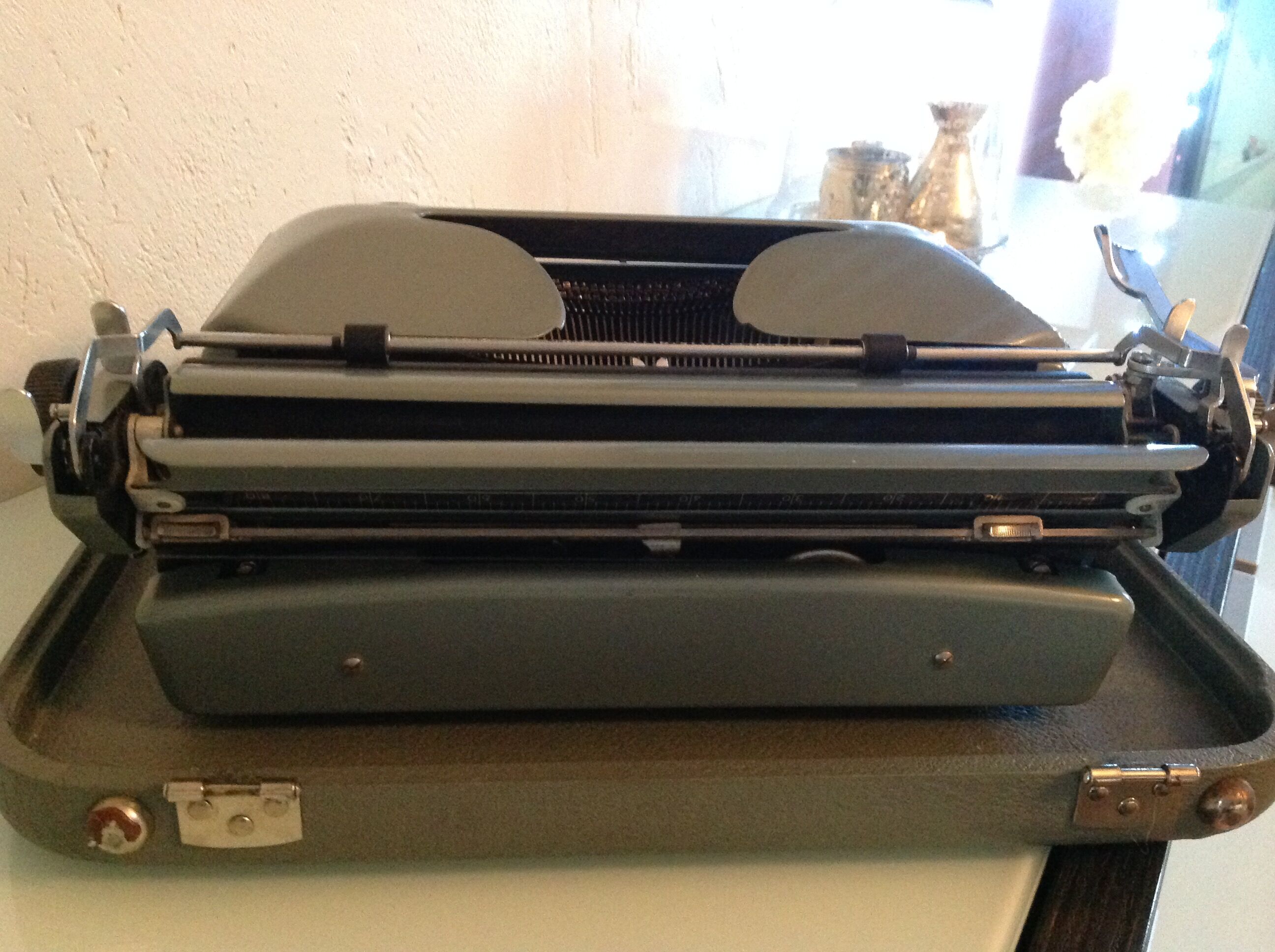 Old Torpedo Model 20 vintage 50