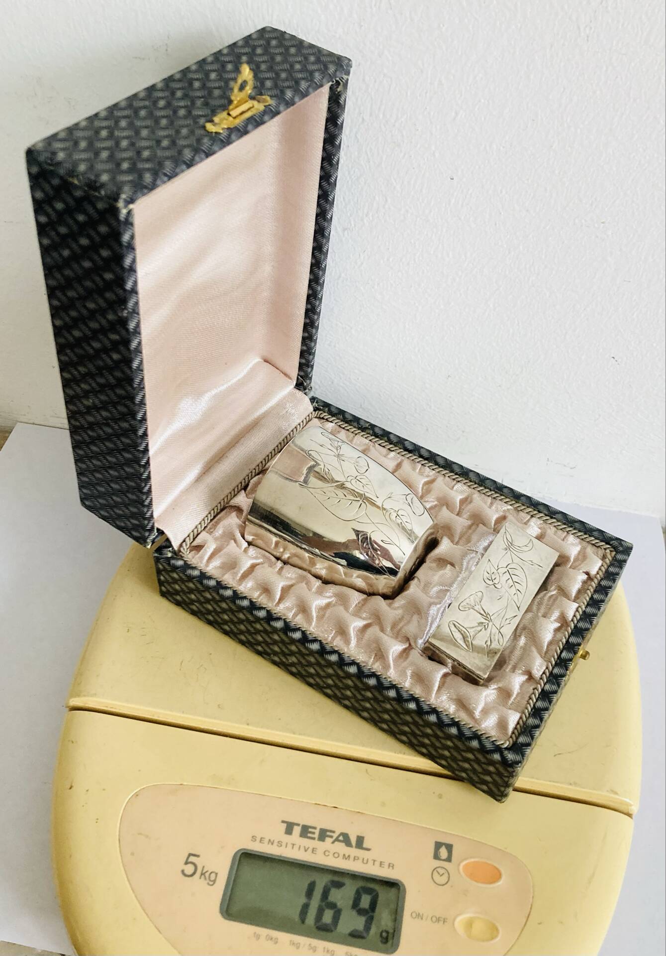 Art Nouveau silver-plated napkin holder with hallmark + case