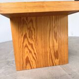 Meuble d’appoint bas style Perriand