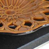 Cut-out ceramic fruit bowl