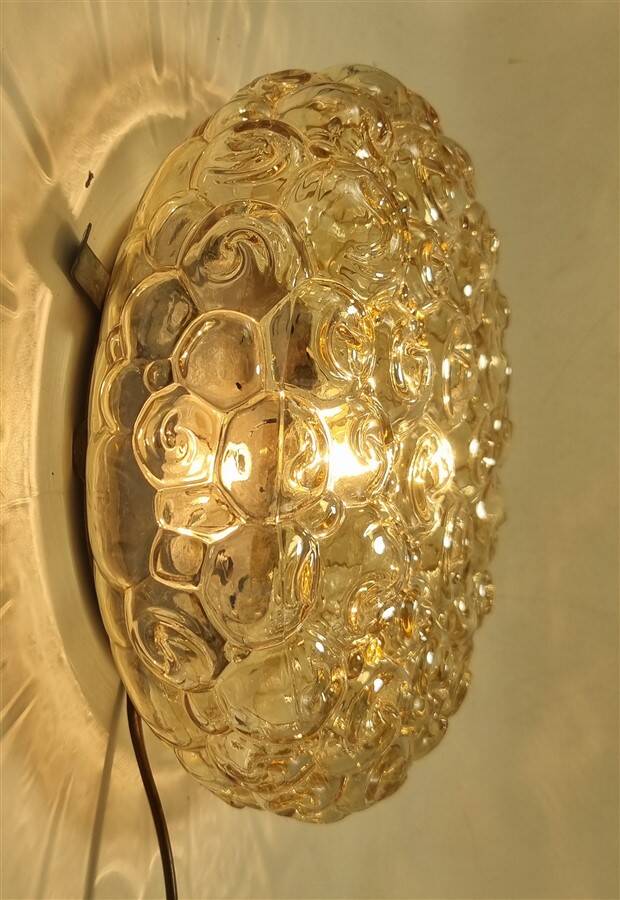 Helena Tynell snail ceiling light