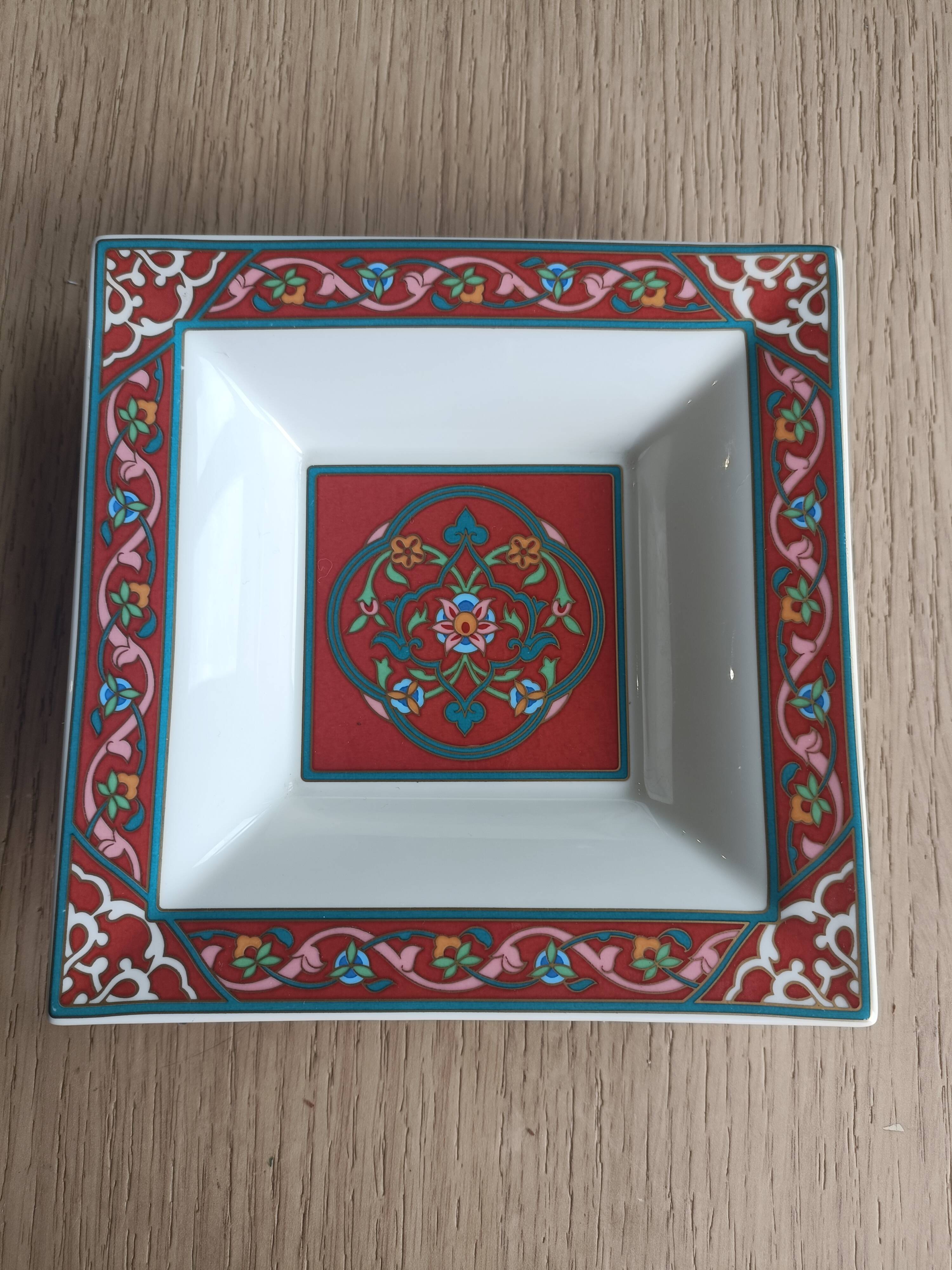 Villeroy and Boch ashtray pocket tray signed Paloma Picasso
