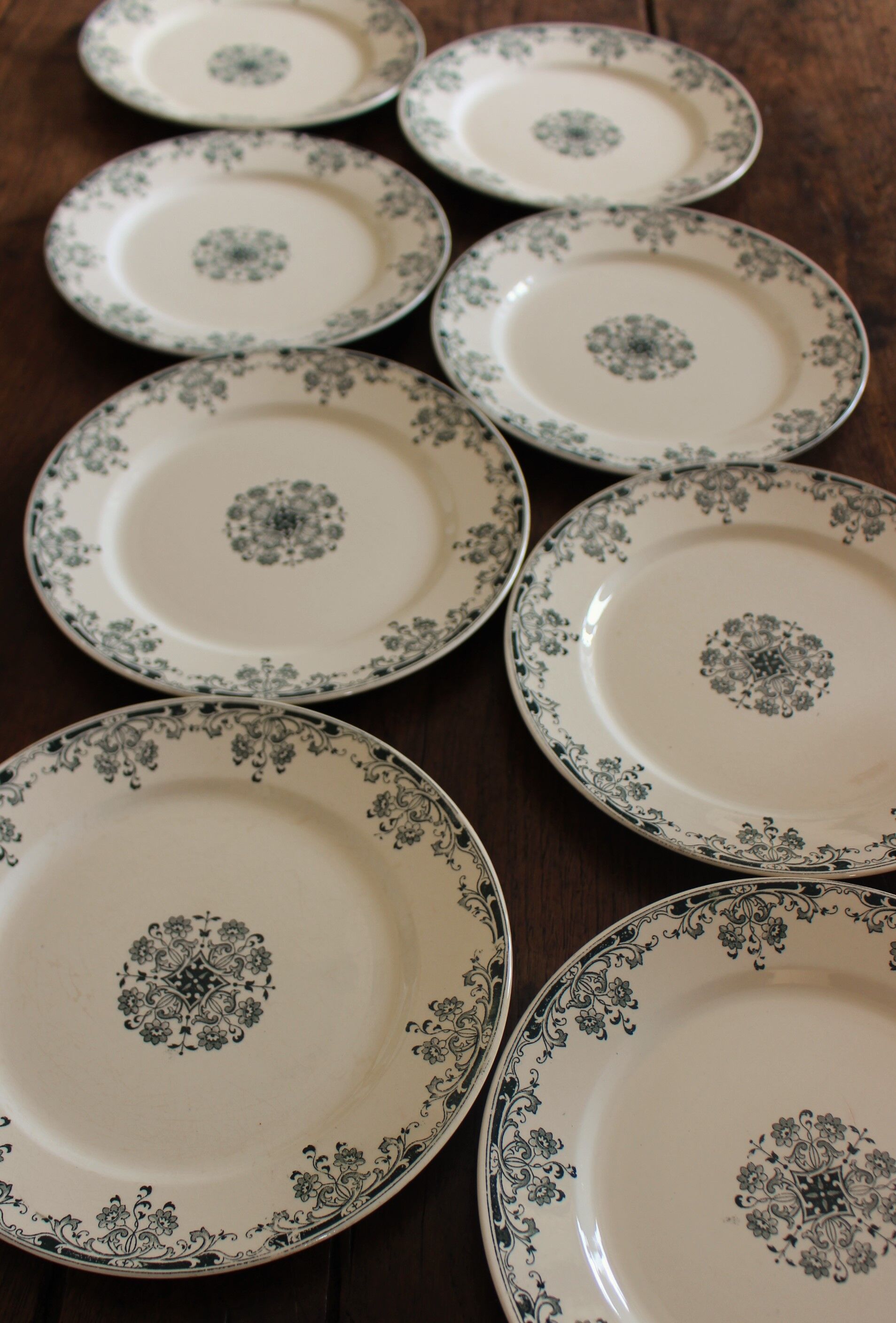 Lot 8 flat plates Mignon Sarreguemines