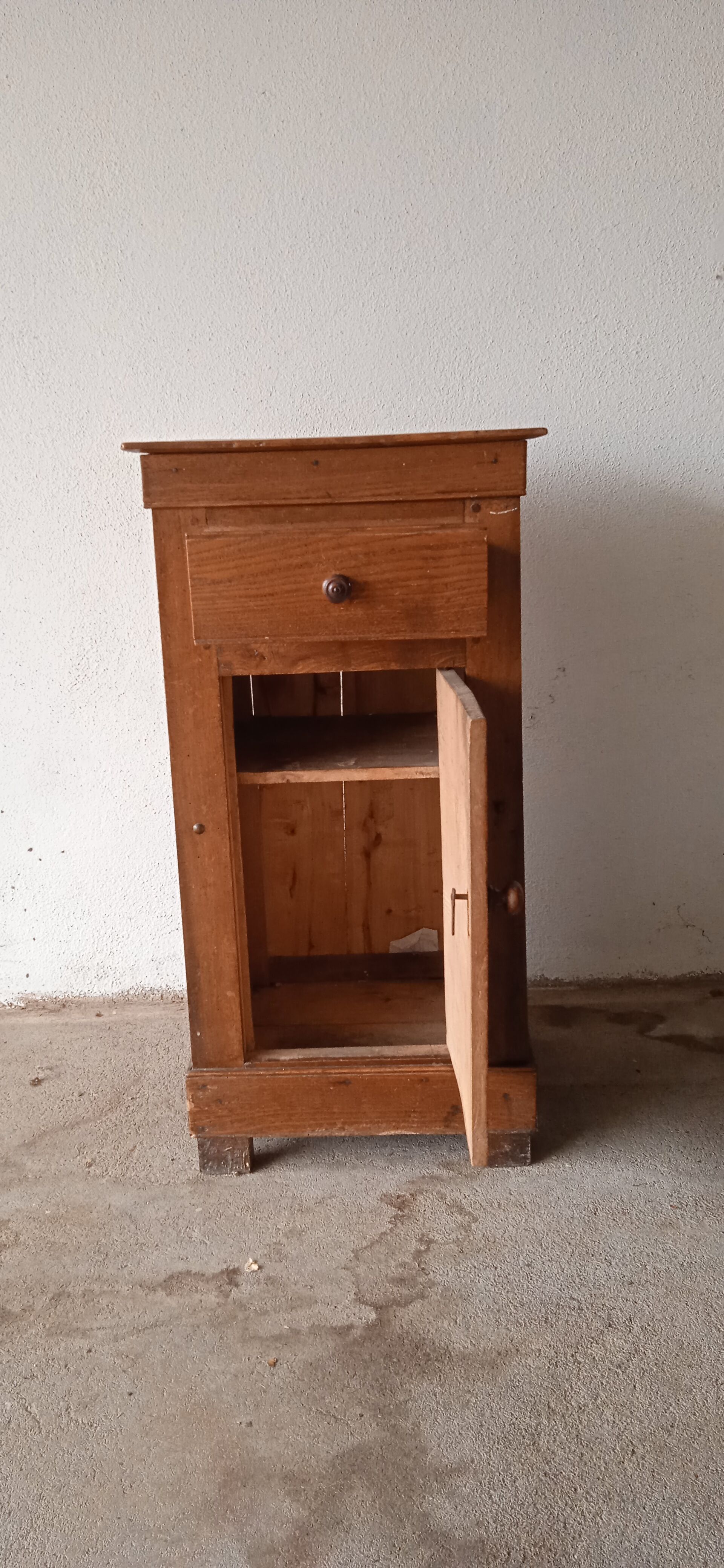Table de chevet