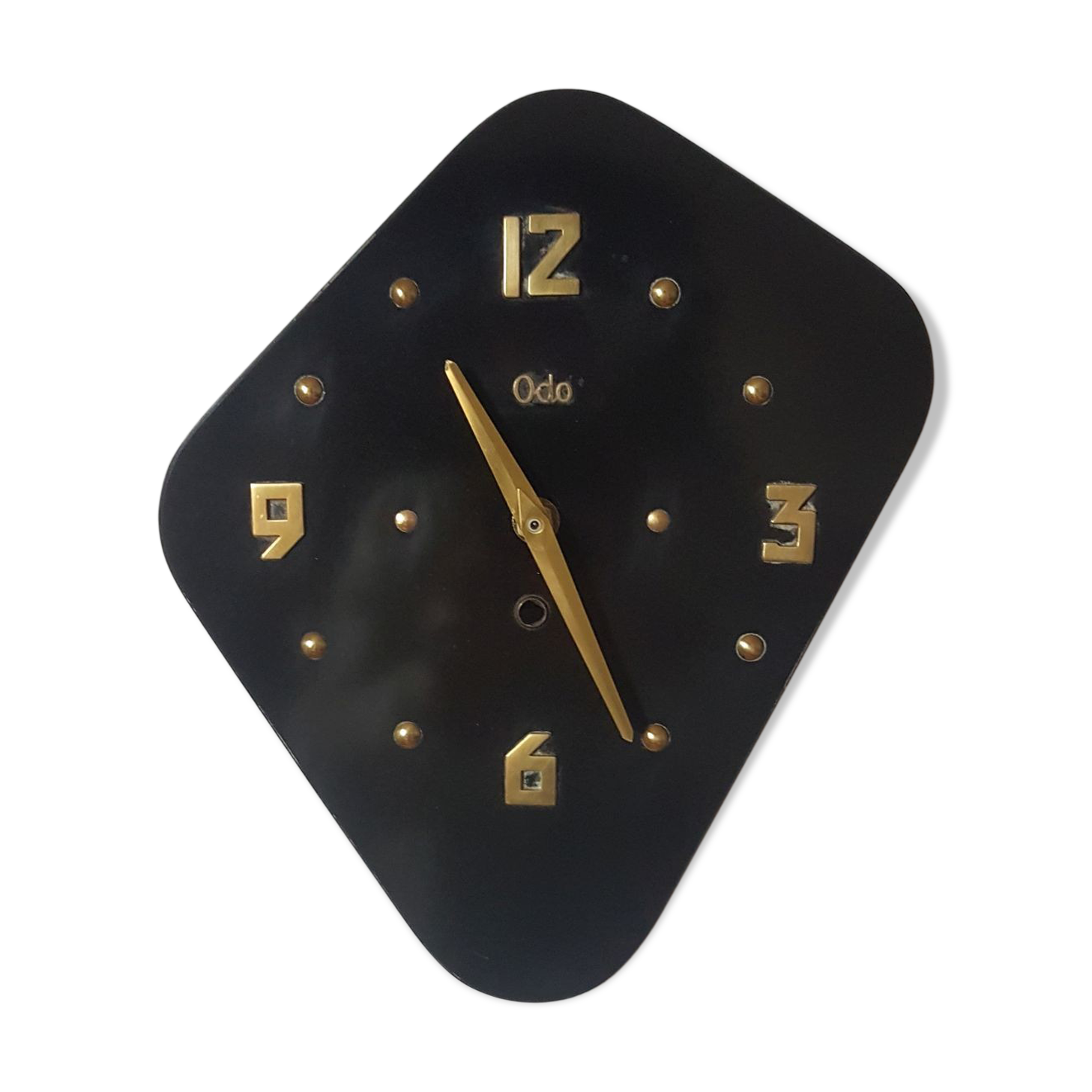 Odo clock in formica