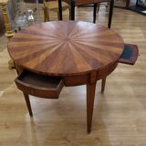 Louis XVI-style roundtable