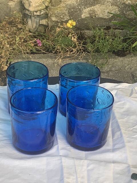 4 verres à whisky en verre souffle bleu cobalt