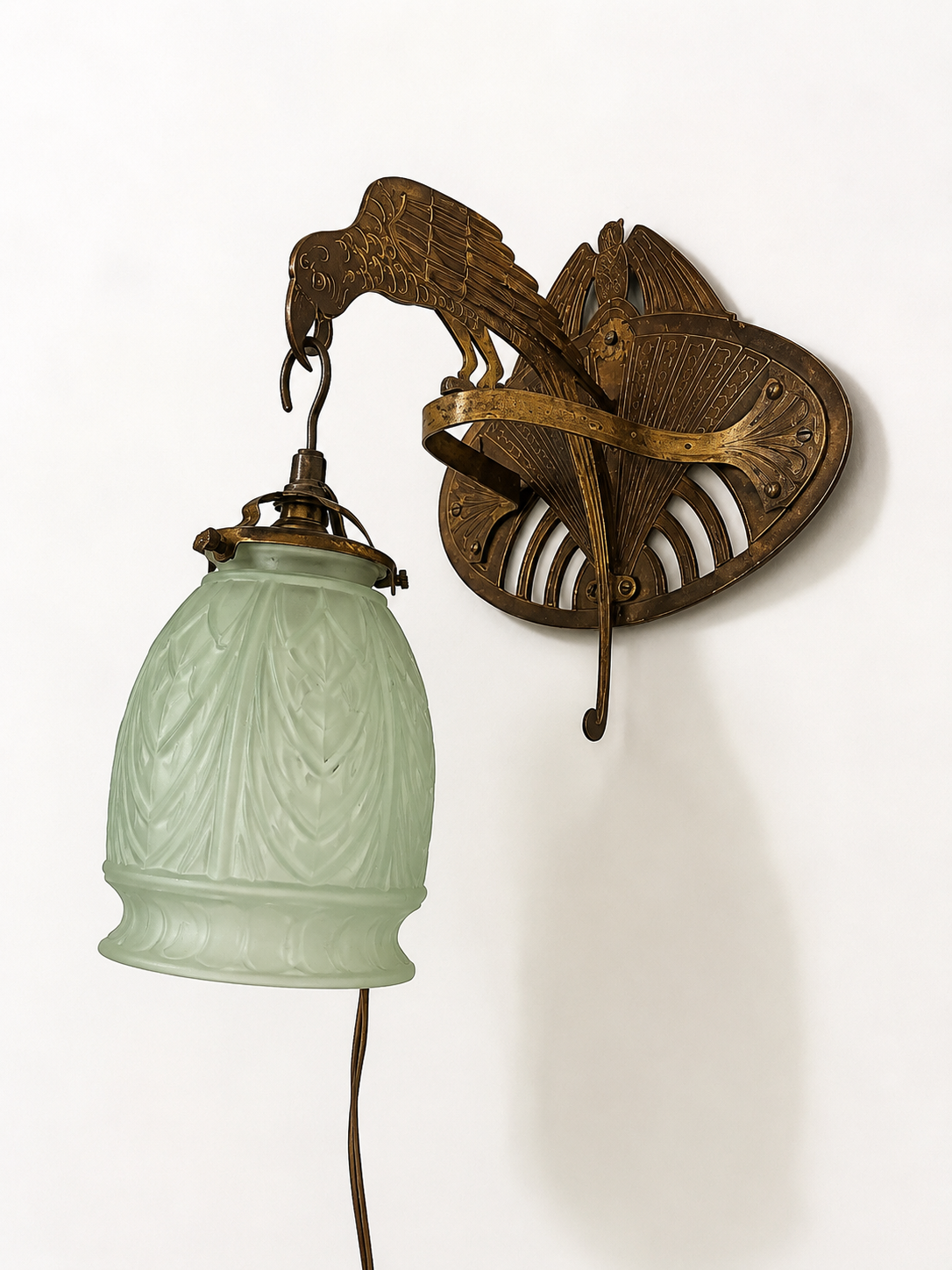 Art Deco parrot wall light in metal – unusual wall fixture