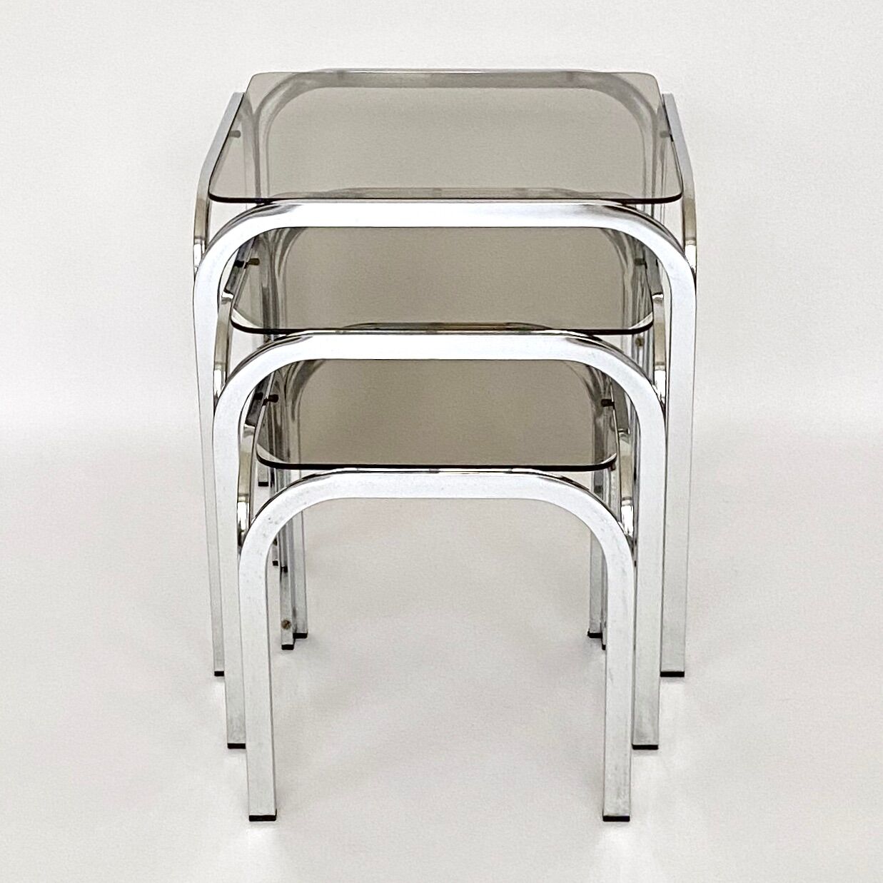 Vintage pull-out tables 70