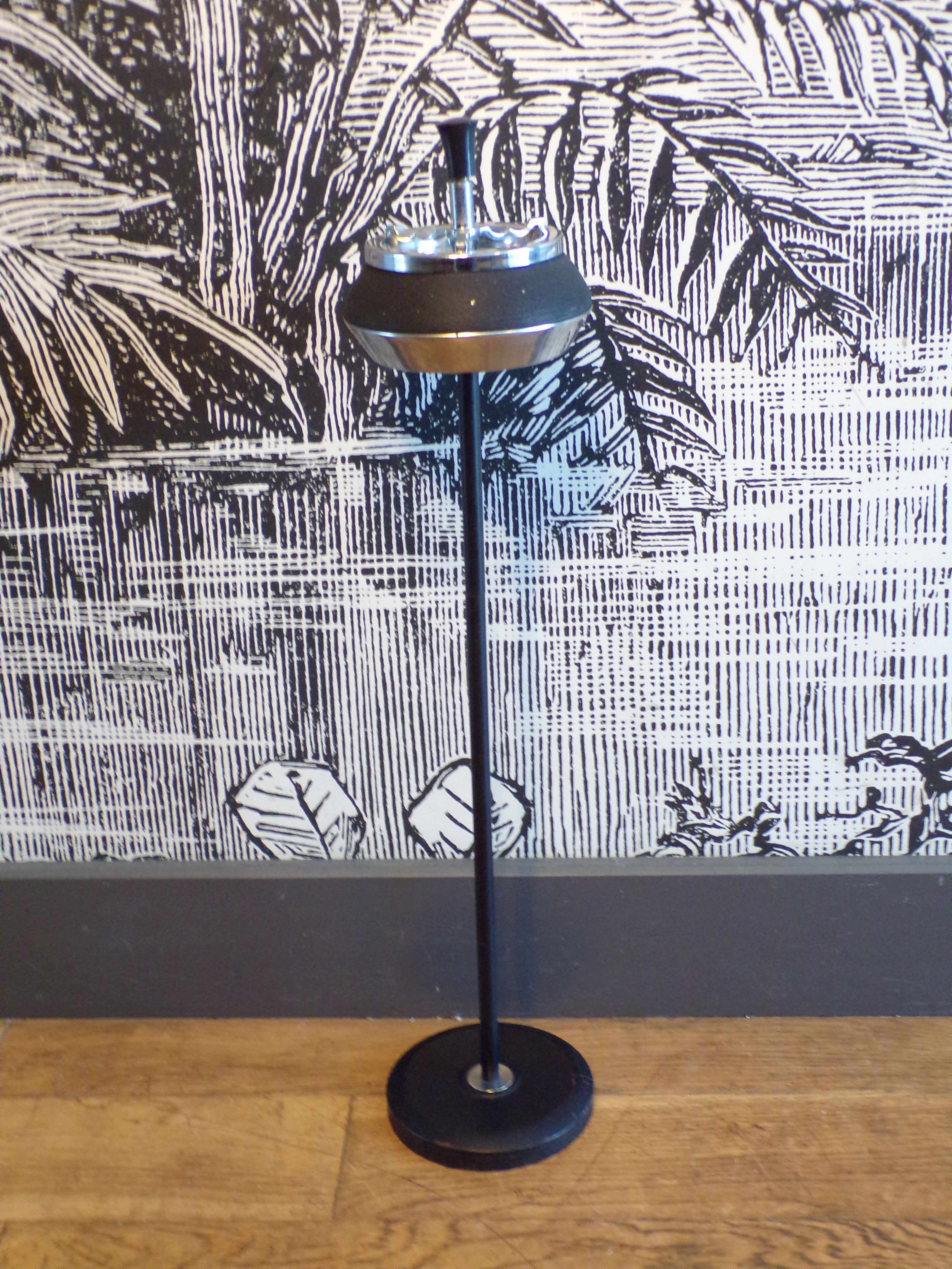 Vintage push-up ashtray on foot